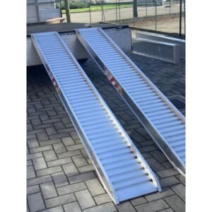 Paire de rampes alu longueur 3m (chargement de 1,1 à 5,2t)